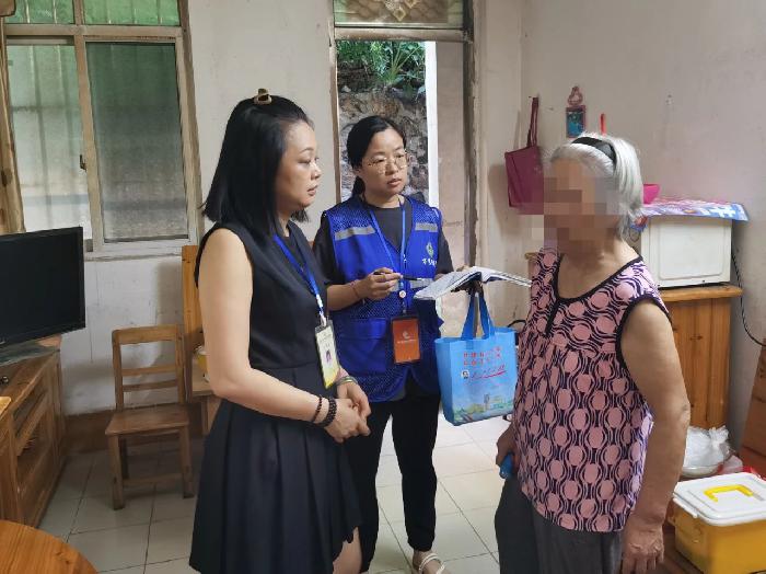 �Ǳ��ֵ���ɽ������¥��©ˮ������ �������ٺ�г